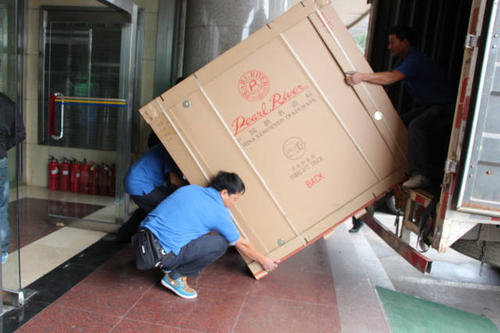 斗门钢琴贵重工艺品无忧运